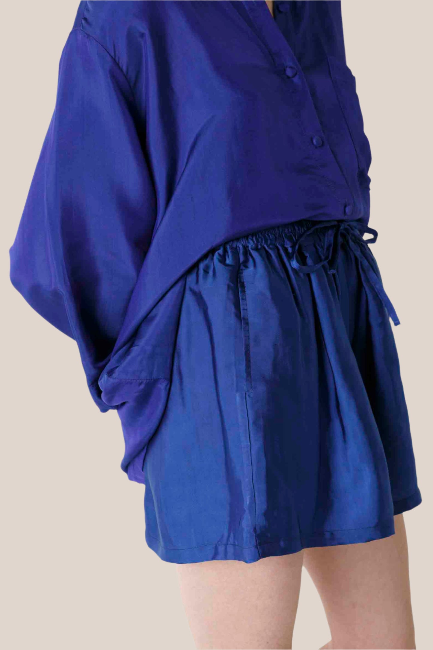Set Silk Shirt and Shorts