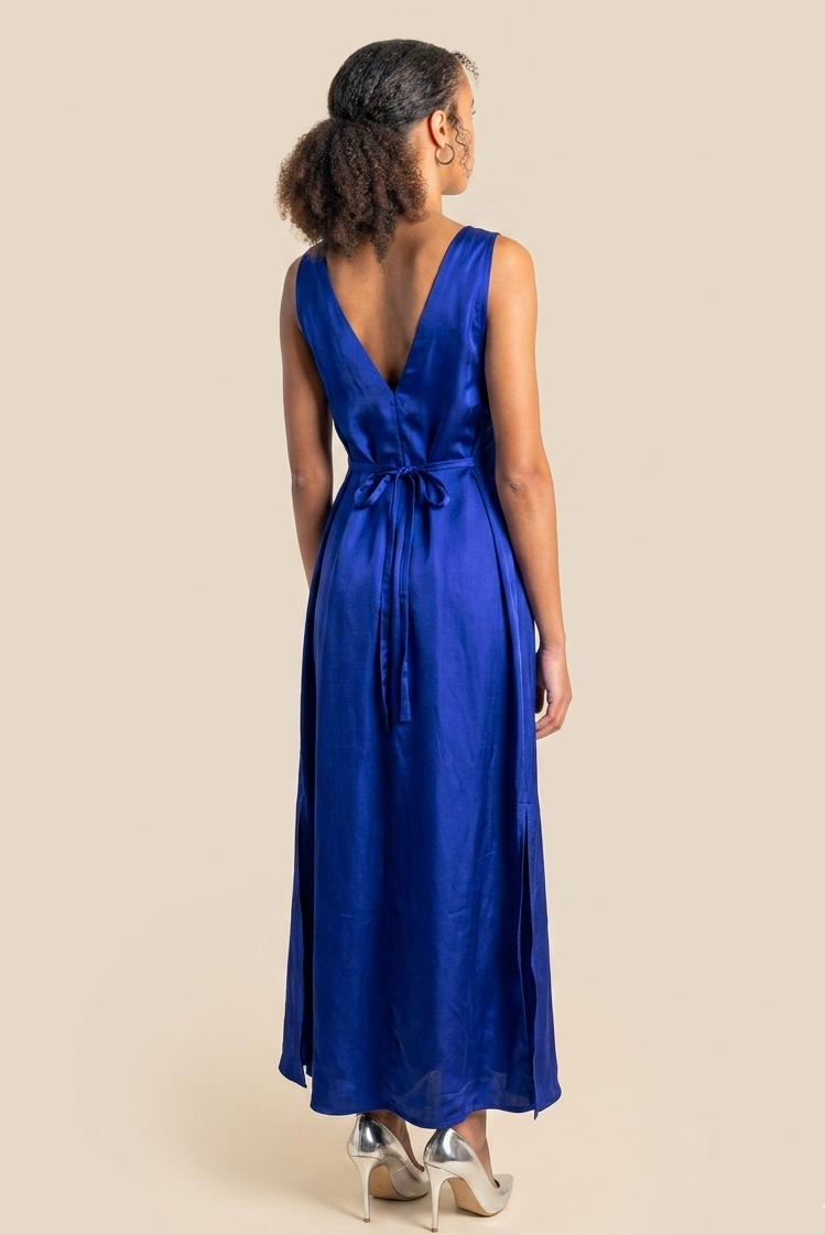 Blaues Seiden-Slip-Kleid – Maxilänge