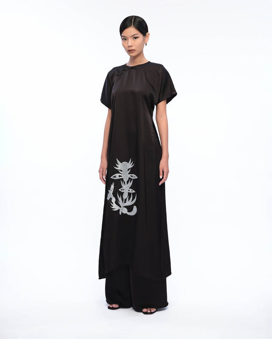 Silver Embroidery Flora Eyes Short Sleeves Ao Dai