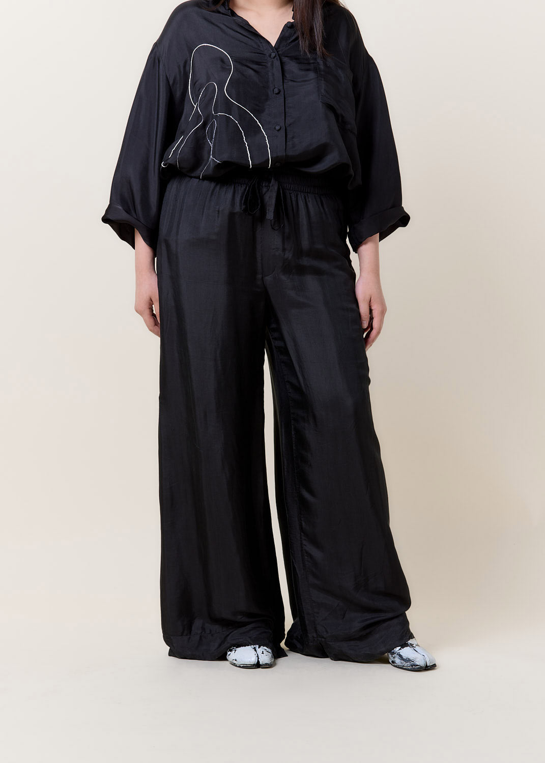 Black Relaxed Wide Leg Pants